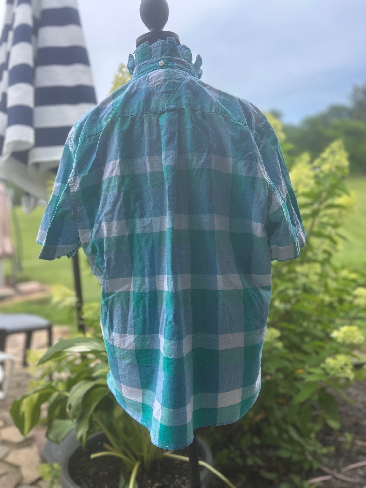 Vibrant aqua, tourquoise, sky blue, and white plaid